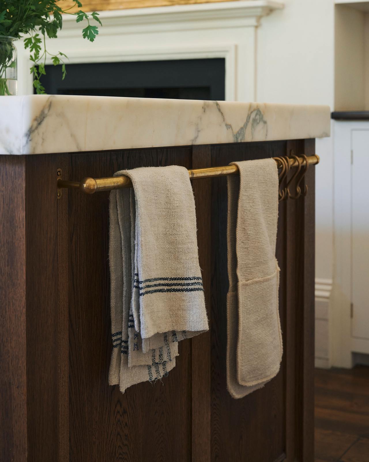 deVOL Aged Brass Hanging Rails deVOL Kitchens